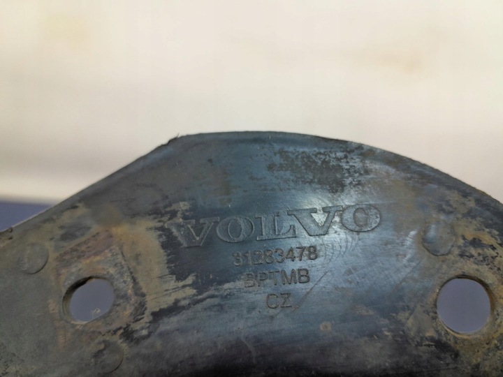 фото №4, Volvo xc60 i подкрылок левая зад 31283478 452-46