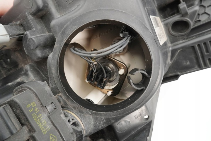 фото №14, Фара передняя правая renault clio iii рестайлинг 8200892498