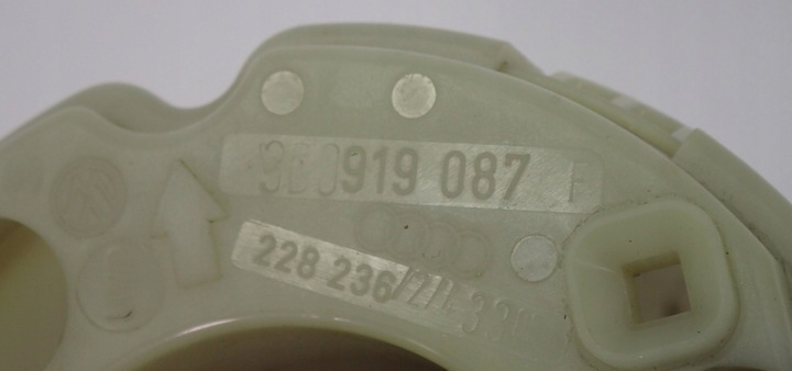 фото №8, Насос пального ліва audi a8 d3 6.0 2005 3d0919087f