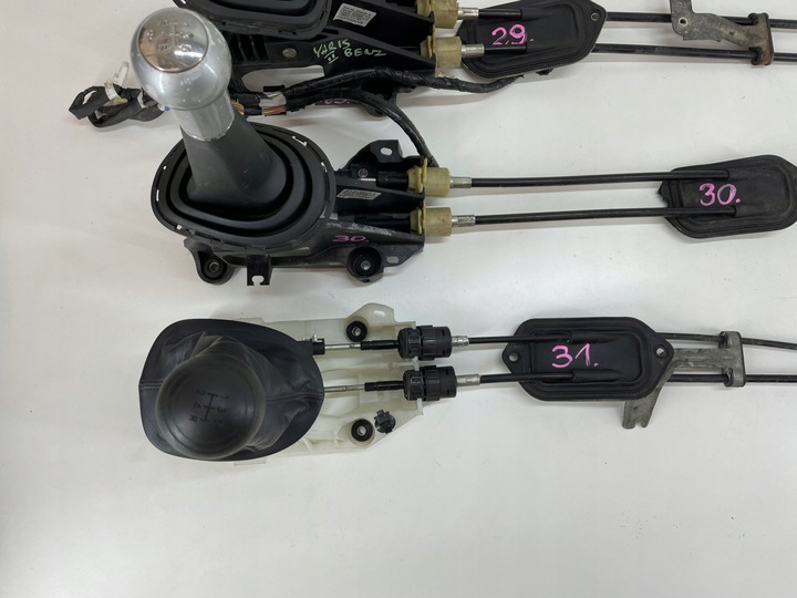 фото №7, Тросы изменения коробки передач wybierka yaris ii бензин