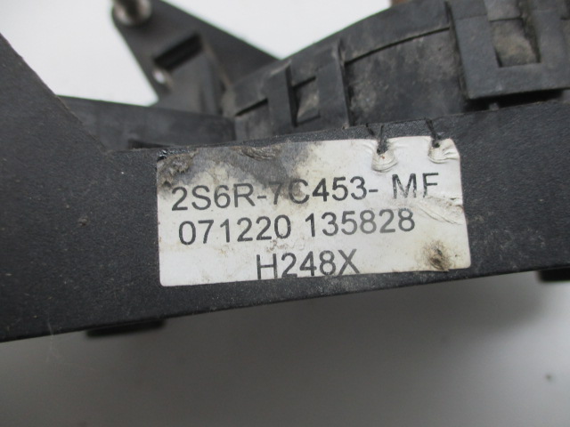 фото №4, Fiesta mk6 02-06 выборщик коробки передач домкрат