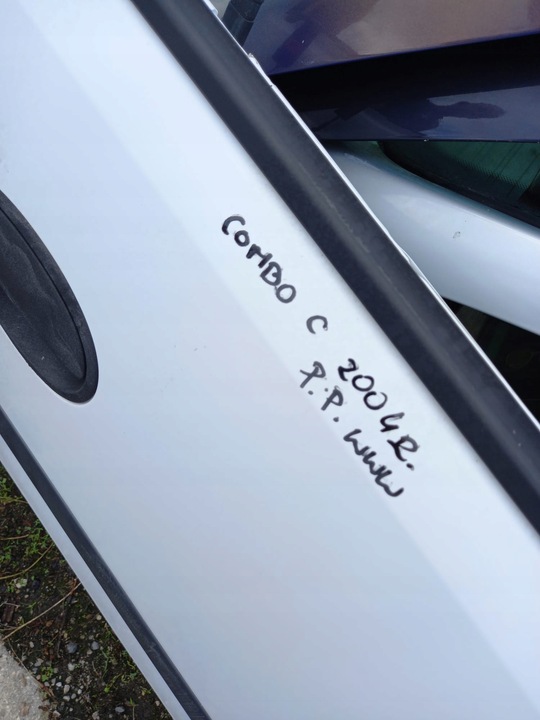 фото №4, Двері перед праві combo c білий 2004