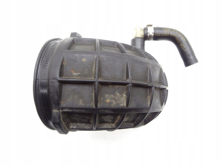 фото №9, Труба повітря повітропровід audi a8 d2 2.8 077129627h