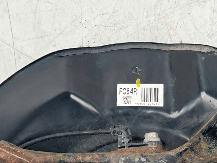 фото №11, 2023 toyota prius xw60 поворотный кулак диски передней fc64r