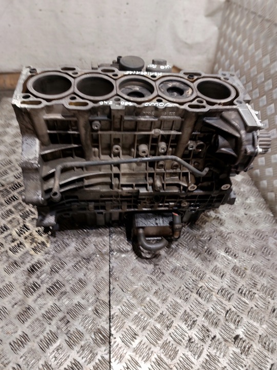 фото №8, Блок dół двигуна volvo s60 2.4d d5244t 120kw