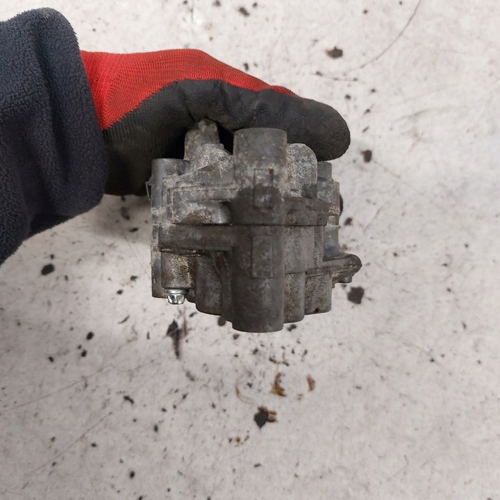 фото №5, Honda civic viii 8 1,3 гибрид 2008 клапан управляющий переменных faz распределительный вал