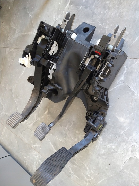 фото №7, Педаль газа тормоза сцепления meriva b kpl. 13362749 39011440