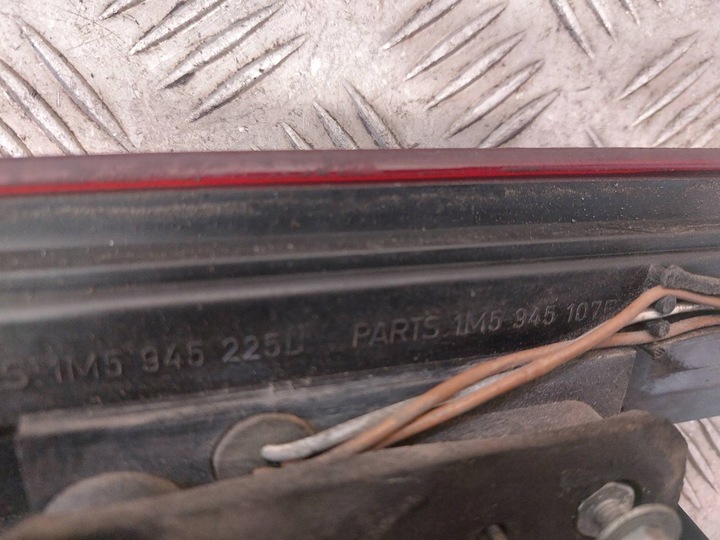 фото №13, Накладка кришки лампи seat toledo ii 1m5945225d 1m5945096b 1m5945095b