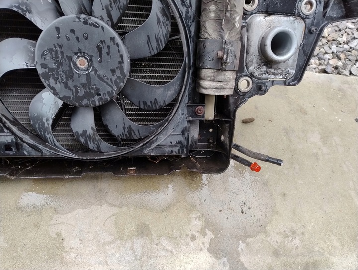 фото №8, Pas переднее усилитель audi tt 8n 3.2fsi r32 8n0121205b