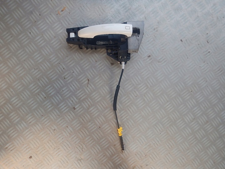 фото №1, Audi a4 b8 a5 8t ліва ручка зовнішня двері перед передні 8t0837885a ory