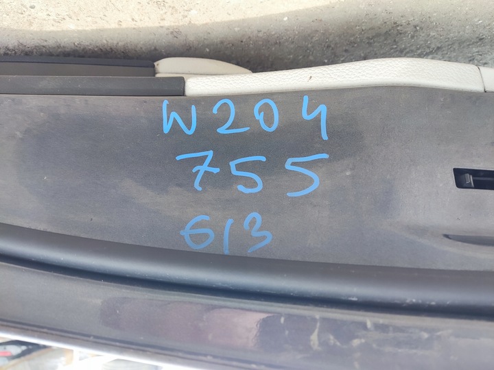 фото №11, Mercedes w204 дверь правые задние зад sedan 755