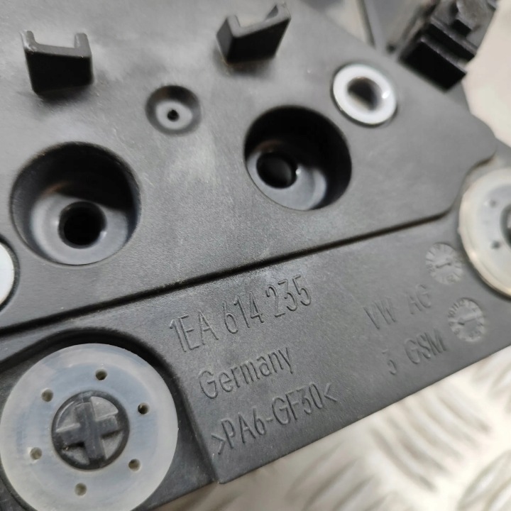 фото №7, Крепление насоса abs audi q4 suv f4b 1ea614235 28617293 125kw 2023