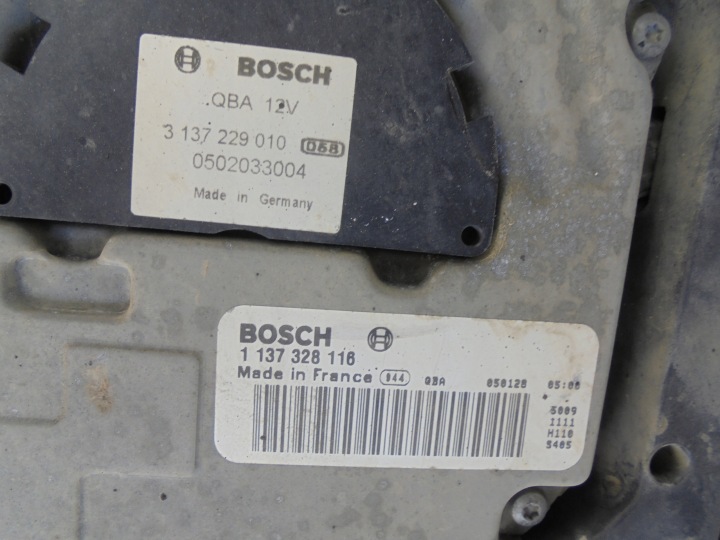 фото №14, Volvo s80 2.5t вентилятор охолодження радіатора (дифузор) 30723105