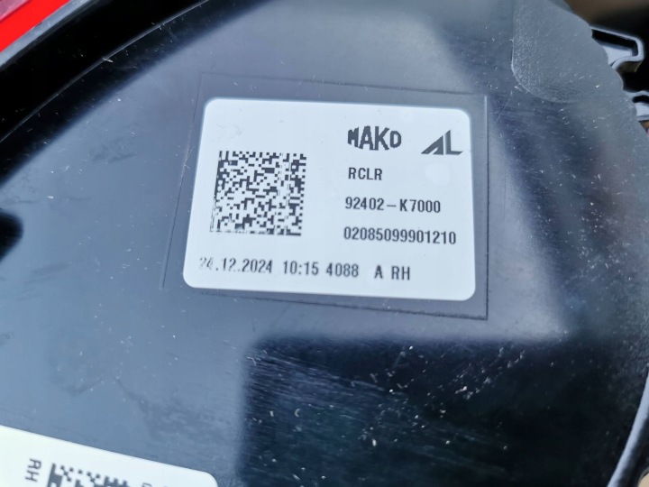 фото №9, Hyundai i10 iii 19- фара задняя правая зад новая 92402-k7000