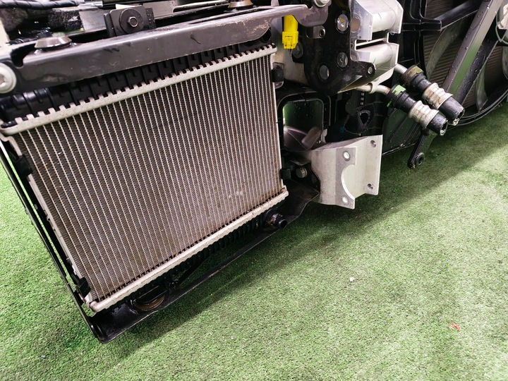 фото №13, Bmw m4 g82 перед бампер капот лампи крила pas переднє c36