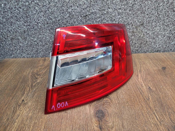 фото №1, Skoda octavia iii hb лампа праві зад задня 5e5945096