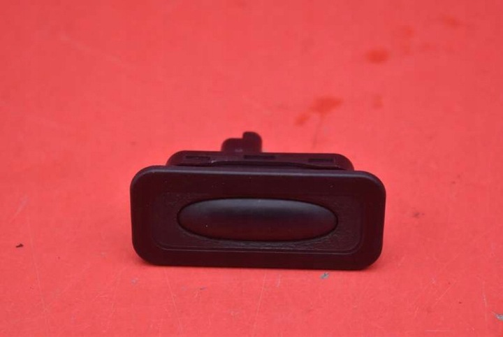фото №1, Ручка кнопка кришки зад 8200076256 renault megane scenic 3 iii 09-12