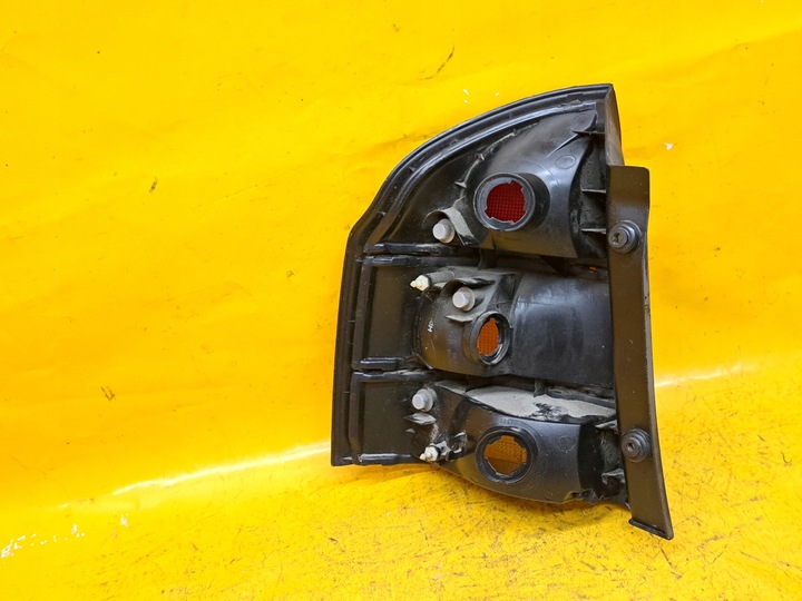 фото №9, Лампа зад права mazda 323 ba 94-98r stanley