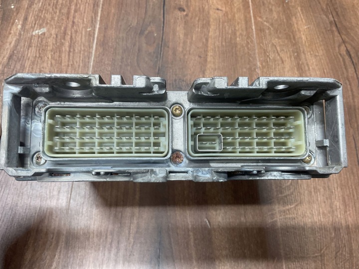 фото №12, Блок управления  ecu двигателя перед mercedes-benz e w124 0175452232