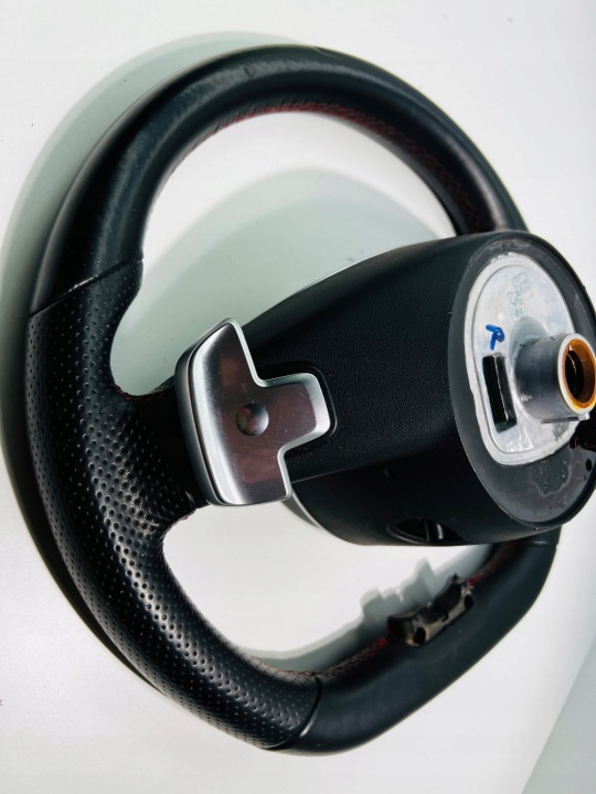 фото №9, Руль лепестки mercedes cla w117 45 amg