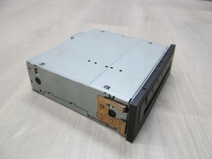 фото №5, Vw passat b5 чейнджер cd 6 дисков 3b7035110