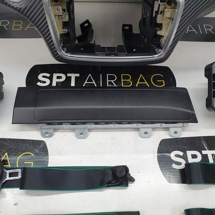 фото №8, A клас w176 панель консоль подушки ремені подушка безпеки