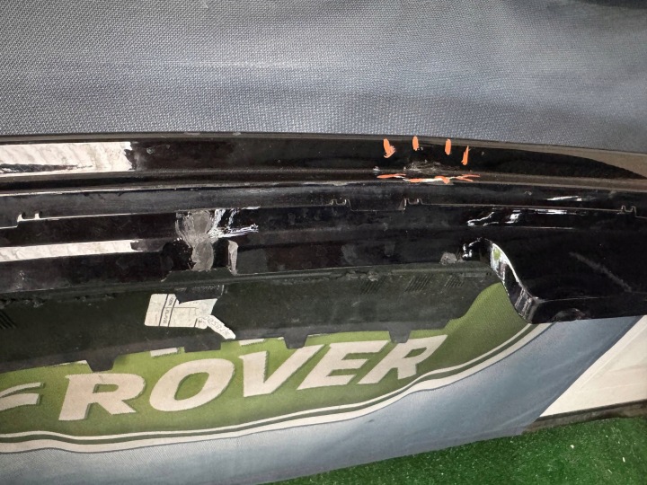 фото №10, Range rover vogue l460 бампер заднее m8e217d980a