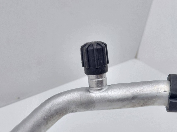 фото №6, Трубка  шланг кондиціонера audi a3 8p 1.9 tdi 1k0820743cc nr350