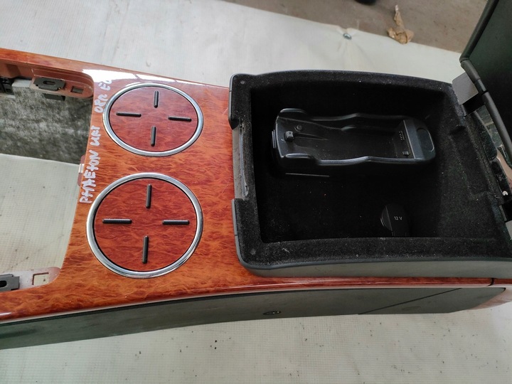 фото №6, Vw phaeton туннель подлокотник европа