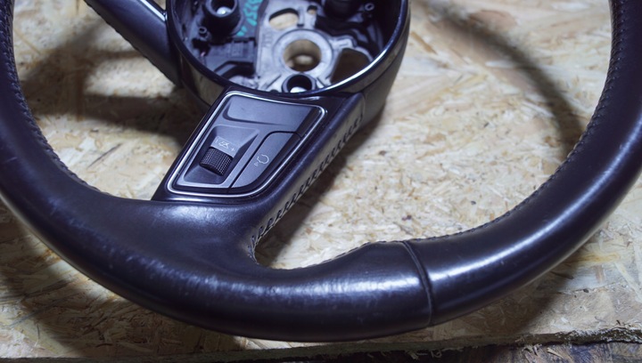 фото №7, Руль audi a4 b9 8w0419091e кожа