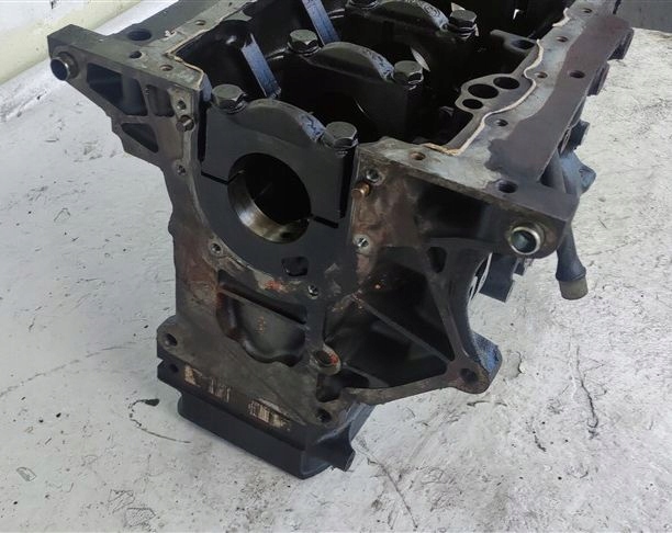 фото №6, Блок двигателя audi vw golf iv 1.9 tdi 038103021c
