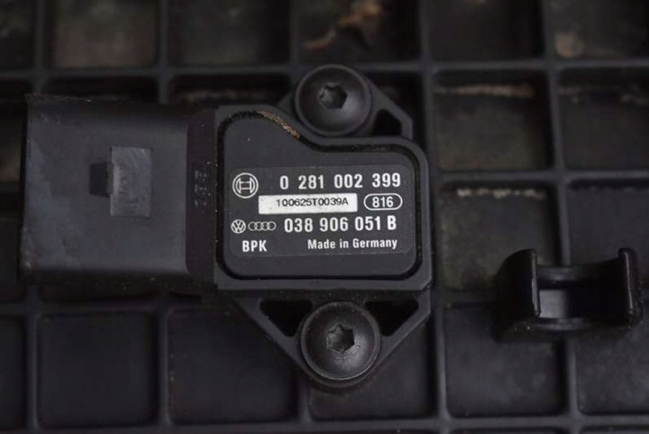 фото №8, Коллектор всасывающий cax 03c129711a vw golf 6 vi 1.4 tsi 122 km 08-15