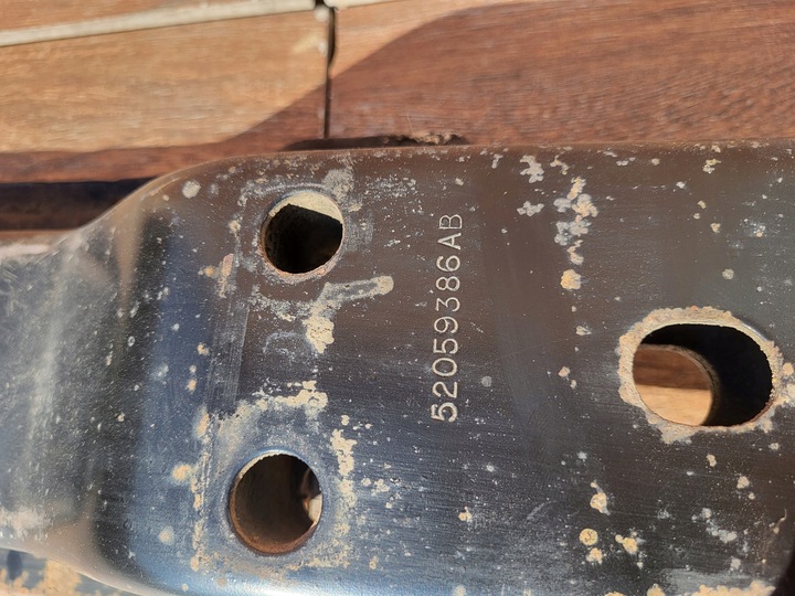 фото №12, Jeep grand cherokee wj 99-04r 2.7 балка pod коробки коробки передач поддержка