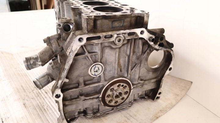 фото №9, Honda cr-v iv 2.2 i-dtec 12- блок двигателя вал поршни n22b4