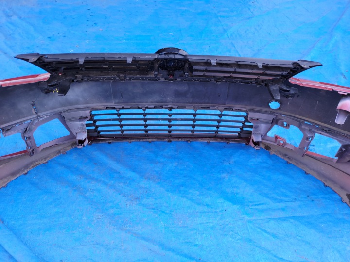 фото №9, Vw touran i | бампер решётка перед передний рестайлинг 1t0807221m-aa | 0494