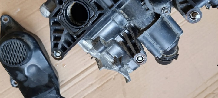фото №7, S3 8v sedan a3 водяной насос двигателя 2.0 tfsi 06l121111g vw audi