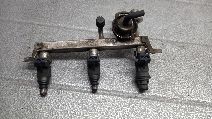 фото №1, Планка впрыскивающий opel corsa b 99r 1.0b 0280151044