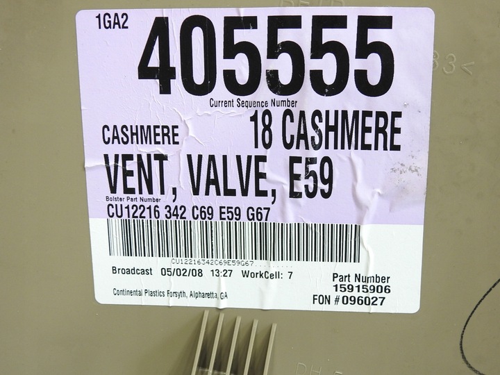 фото №8, Обивка багажника левый зад chevrolet uplander