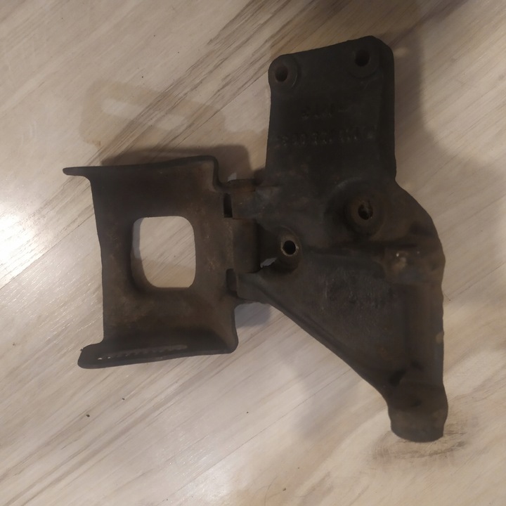 фото №5, Mercedes w123w126 лапи генератора 1101550835