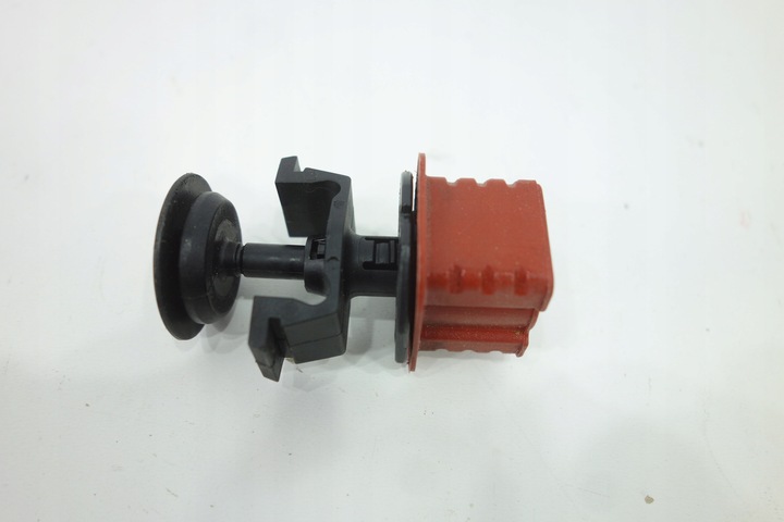 фото №1, Верхній кріплення радіатор mercedes a1695040114