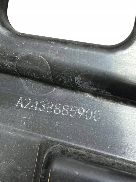 фото №8, Решётка радиатора перед mercedes-benz w243 x243 eqb a2438885900