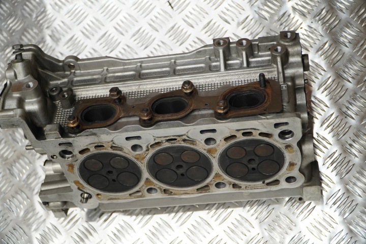 фото №16, Головка двигателя правая 90352084g левая 90352085g vm63d 3.0d jeep maserati