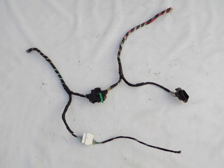 фото №1, Clio iii 3 modus r2 разъём штекер pod сиденье правые