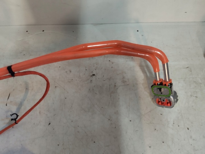 фото №10, Tesla 3 рестайлинг / y конверсия зарядным устройством европа