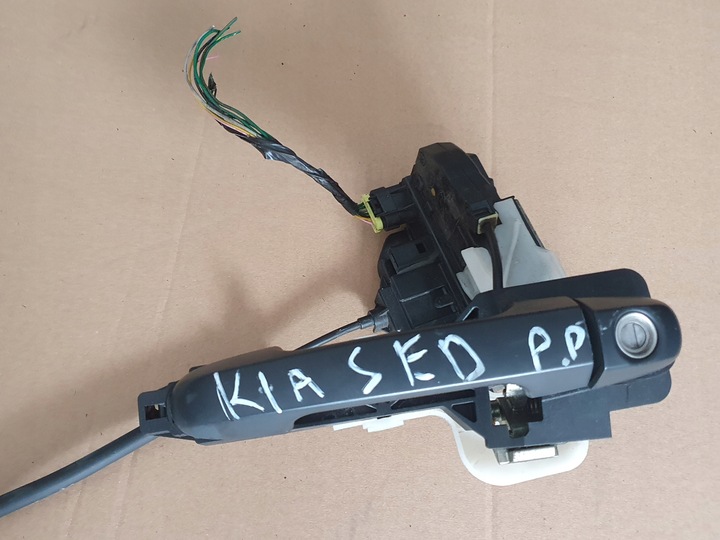 фото №1, Kia ceed i ручка правый перед