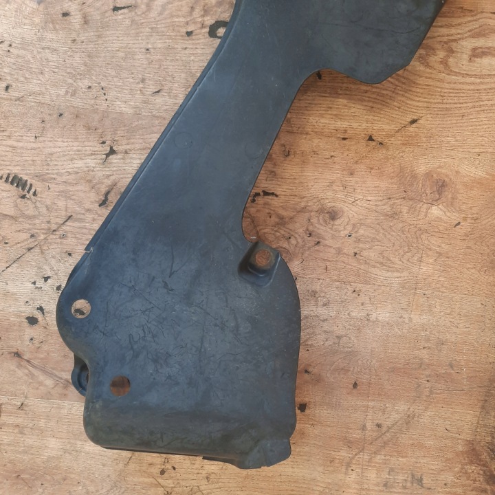 фото №10, Audi a4 b6 защита шасси oem номер 8e0825219b