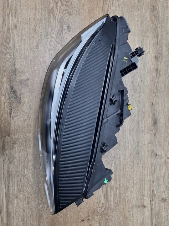 фото №7, Volkswagen id.4 2022 перед сторона права лампи передні