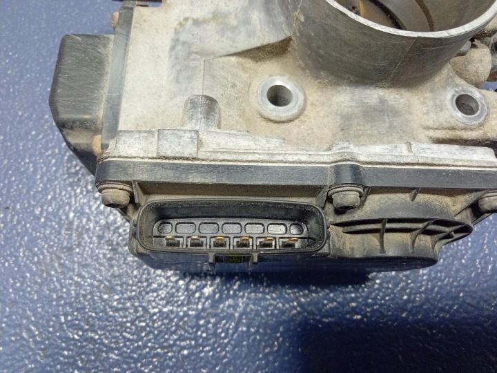 фото №6, Honda fr-v 2.0 16v i-vtec k20a9 дроссельная заслонка