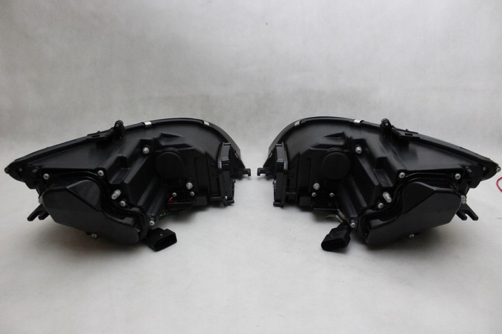 фото №10, Лампы передние перед audi tt 8j 06-10 ксенон крутильные динамический led бар