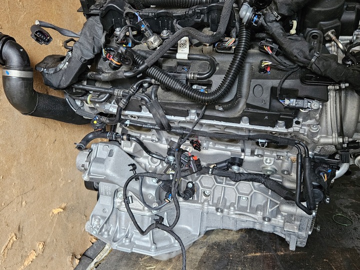 фото №7, Двигатель комплектный audi rsq8 lamborghini urus bentle bentayga dhu dhub 7000km